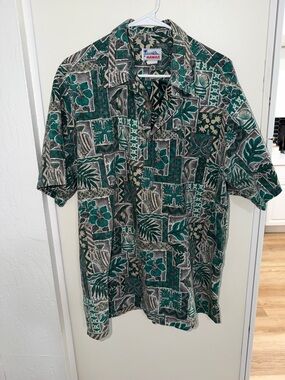 Hawaii Brand Green, Gray, and Tan Hawaiian Shirt | XL